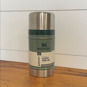 NWT Stanley Classic Stainless Steel Food Jar